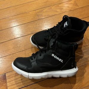 Sorel Women’s Explorer II Sneaker - Size 6.5